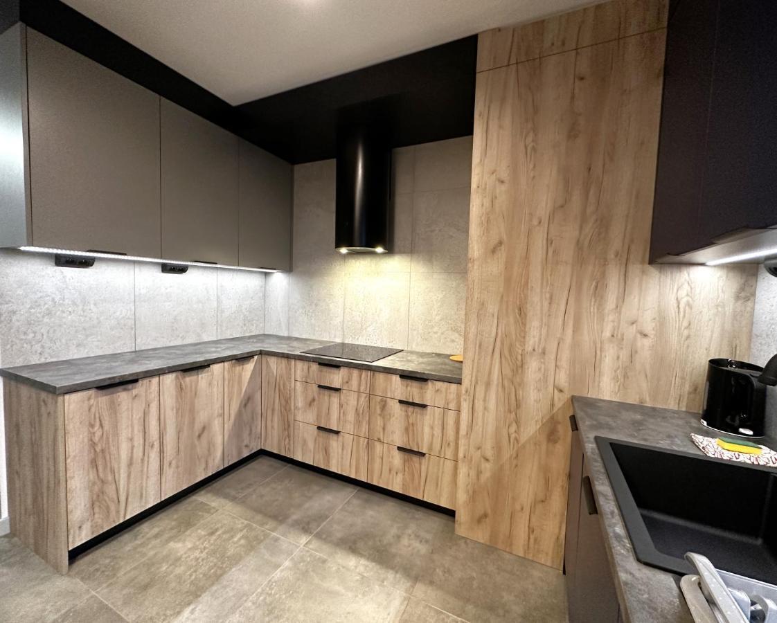 Apartament Lotnisko Chopina Warsaw Airport Luaran gambar