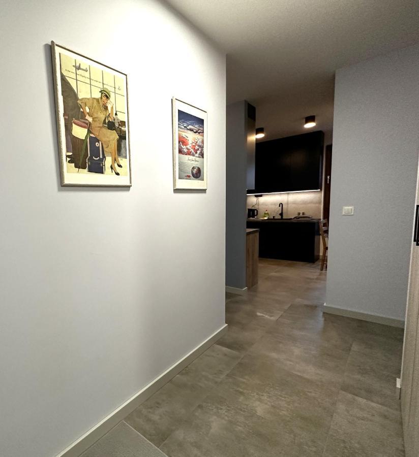 Apartament Lotnisko Chopina Warsaw Airport Luaran gambar