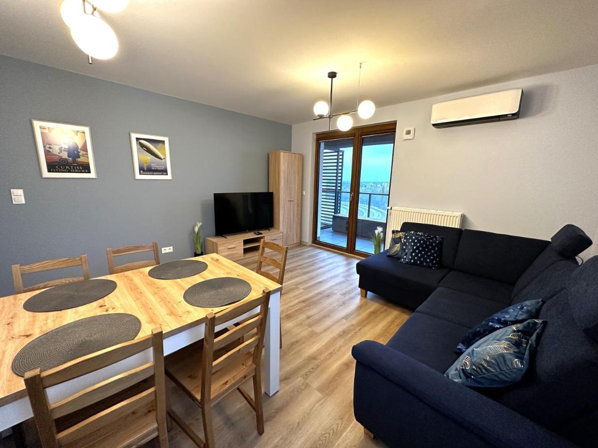 Apartament Lotnisko Chopina Warsaw Airport Luaran gambar