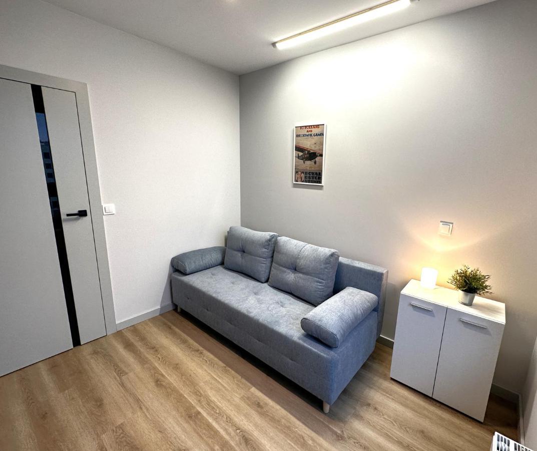 Apartament Lotnisko Chopina Warsaw Airport Luaran gambar